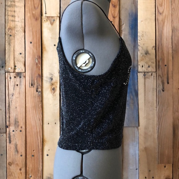 ⚡️SALE⚡️ Cropped Tank Top - Picture 2 of 3